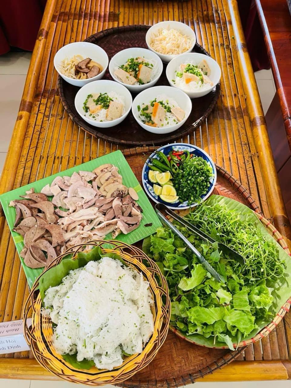 Phuong Dong Hotel Dn By -Bay Luxury Da Nang Luaran gambar